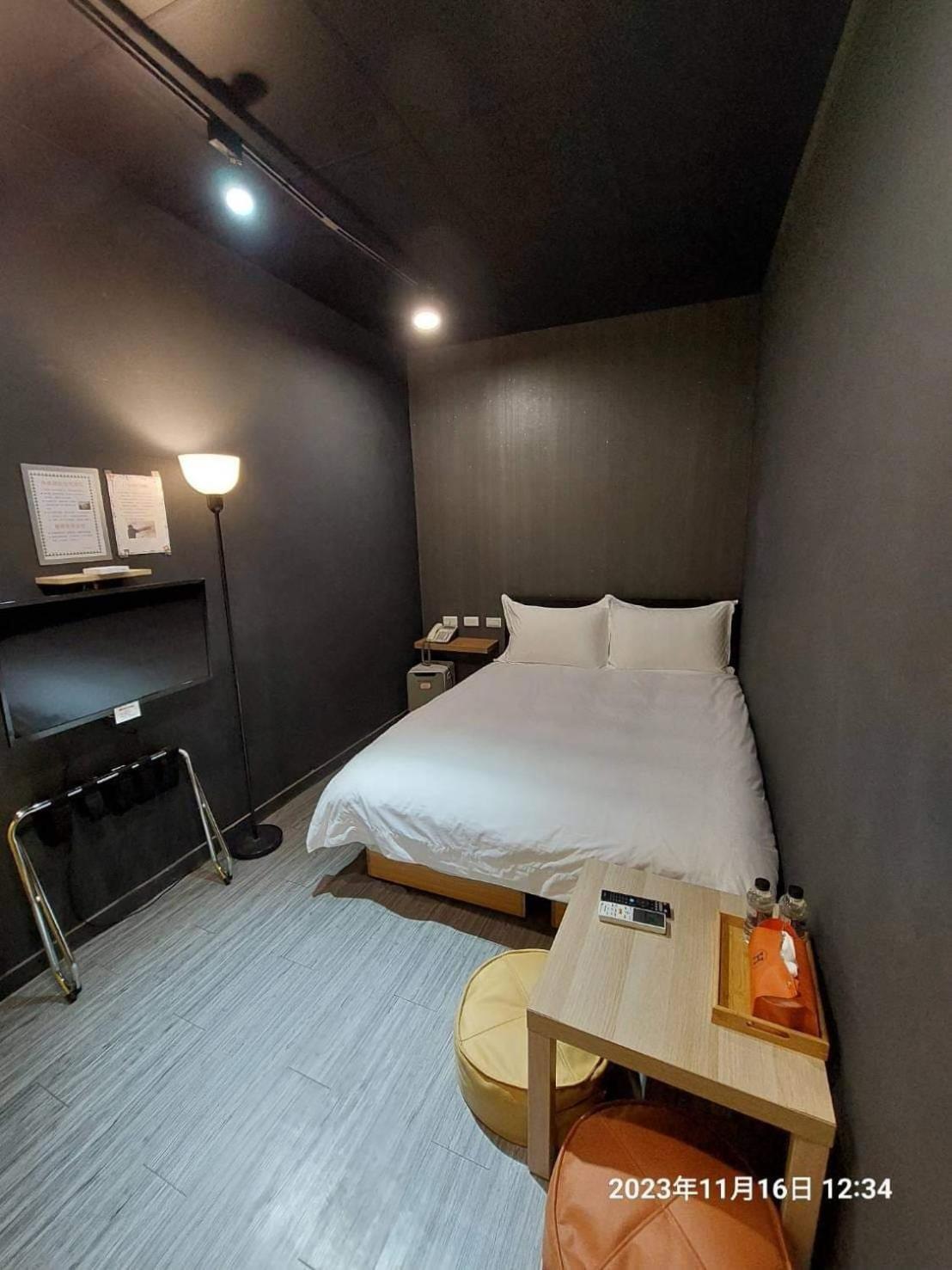 Swf淡水新五福旅館 Sinwufu Hotel Eksteriør bilde
