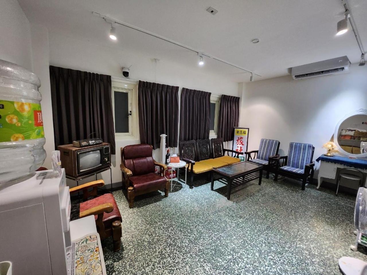 Swf淡水新五福旅館 Sinwufu Hotel Eksteriør bilde